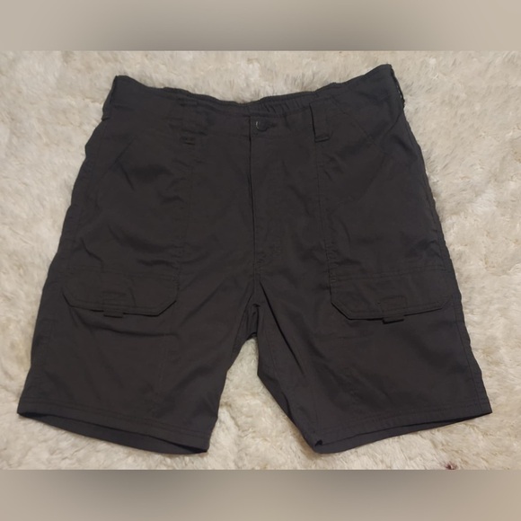 Magellan Outdoors Men’s Size 34 Shorts EUC - Picture 3 of 7